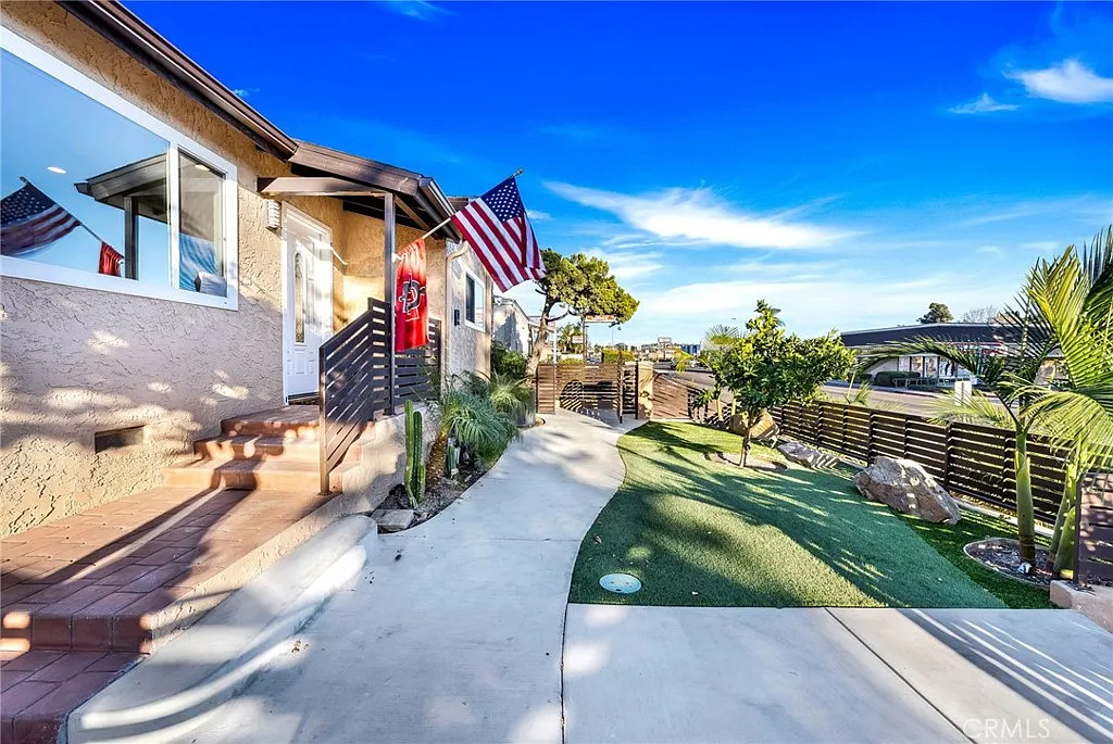 2 bed, 900 sqft, $3,200 — Photo 4