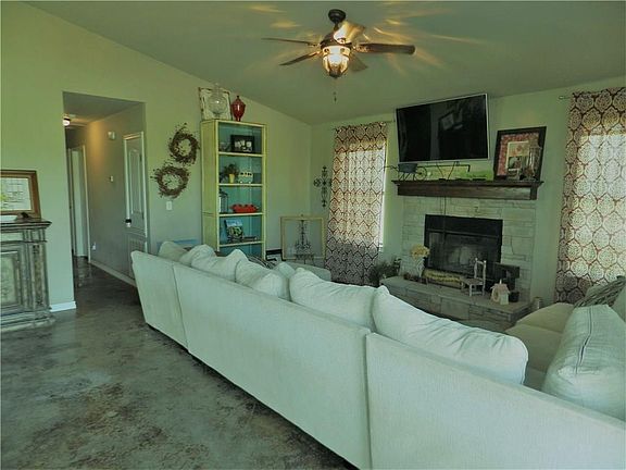 5th image of 871 County Road 1315