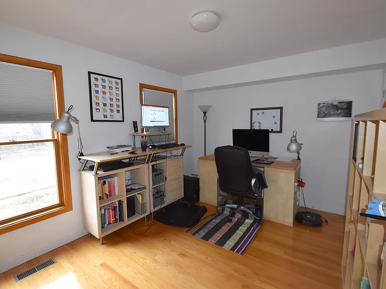 23 Nash St #2 — Photo 11