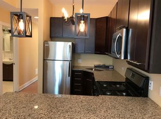 1322 N Bosworth Ave APT 2, Chicago, IL 60642