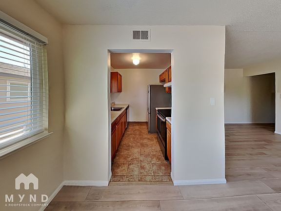 5th image of 9017 Montoya St APT 4
