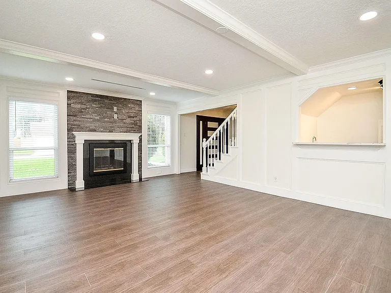15614 Dawnbrook Dr — Photo 11