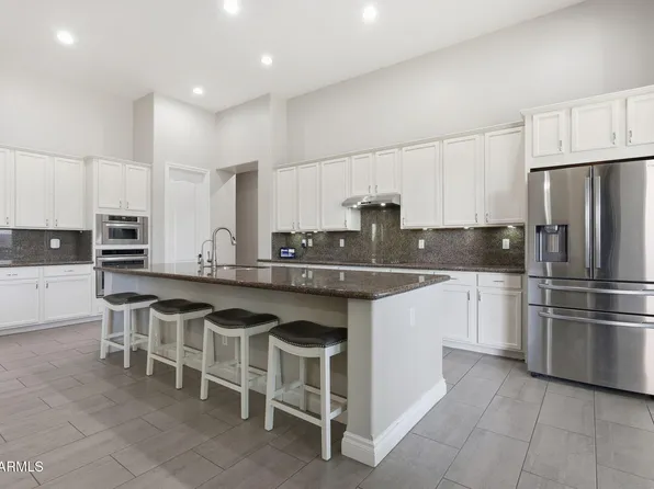 2997 E WILDHORSE Drive, Gilbert, AZ 85297