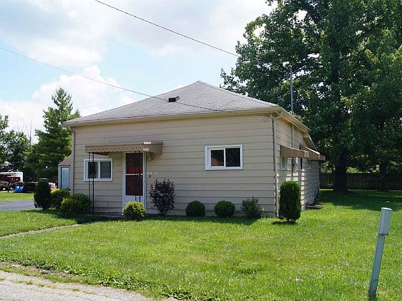 2nd image of 221 W Weber Dr