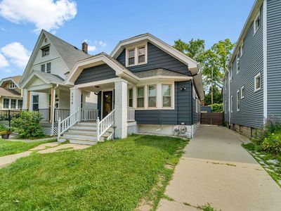 2978 South Delaware AVENUE, Milwaukee, WI, 53207