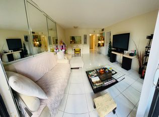 6880 Abbott Ave APT 208, Miami Beach, FL 33141