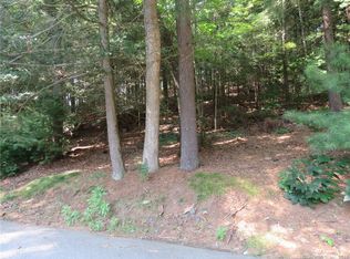 21 Lazy Valley Rd, Glastonbury, CT 06033