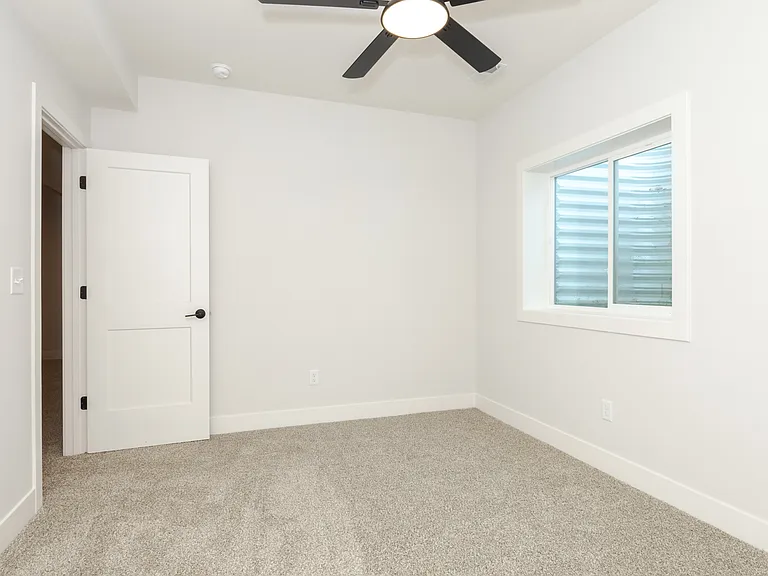 1613 Belclare Rd — Photo 28