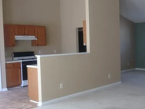 510 Grandview Cir — Photo 8