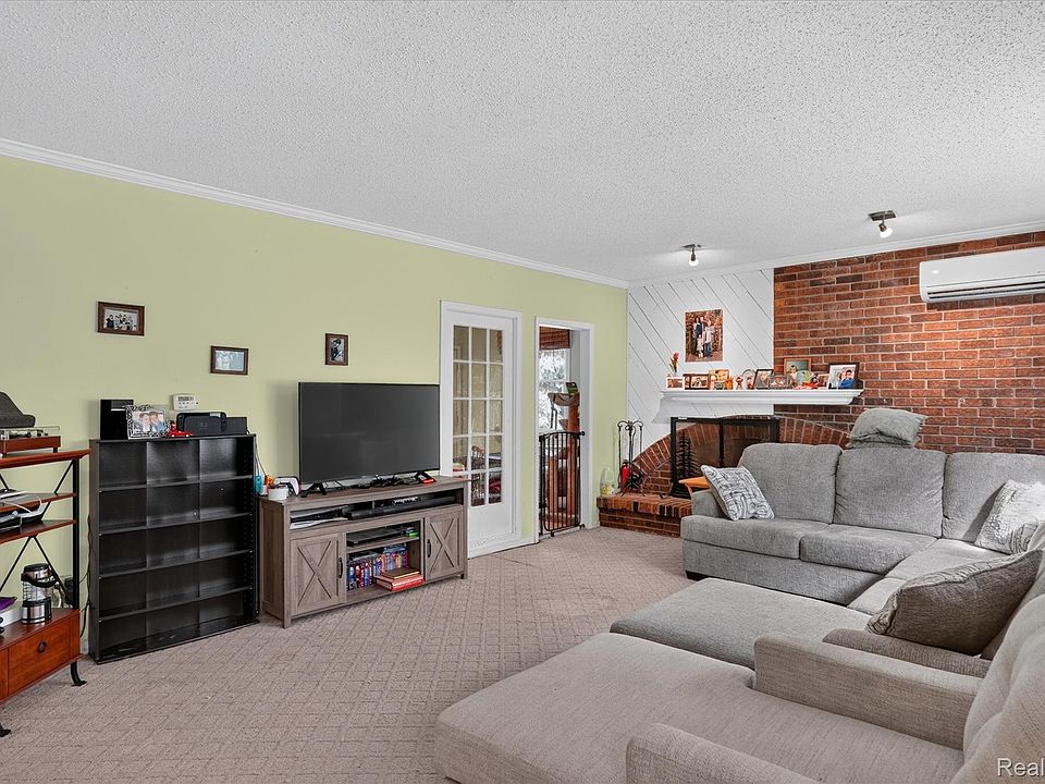 4491 Impala Dr, photo 9