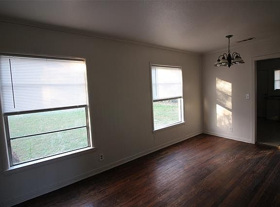 4th image of 7312 Pensacola Ave