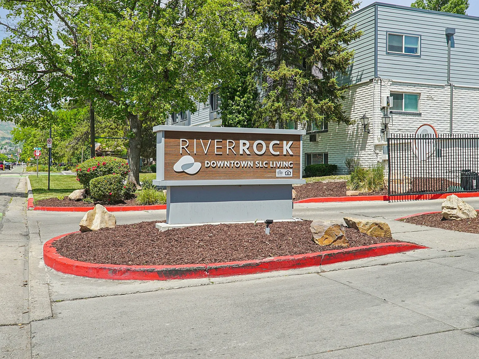 River Rock Apartments — Photo 2