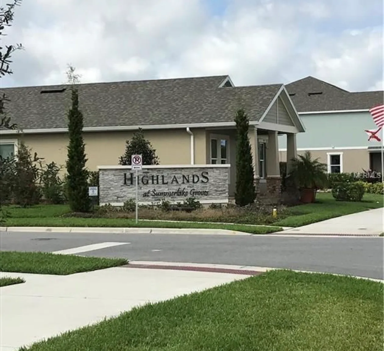 4 bed, 3.5 bath, 2618 sqft, $3,200 — Photo 3