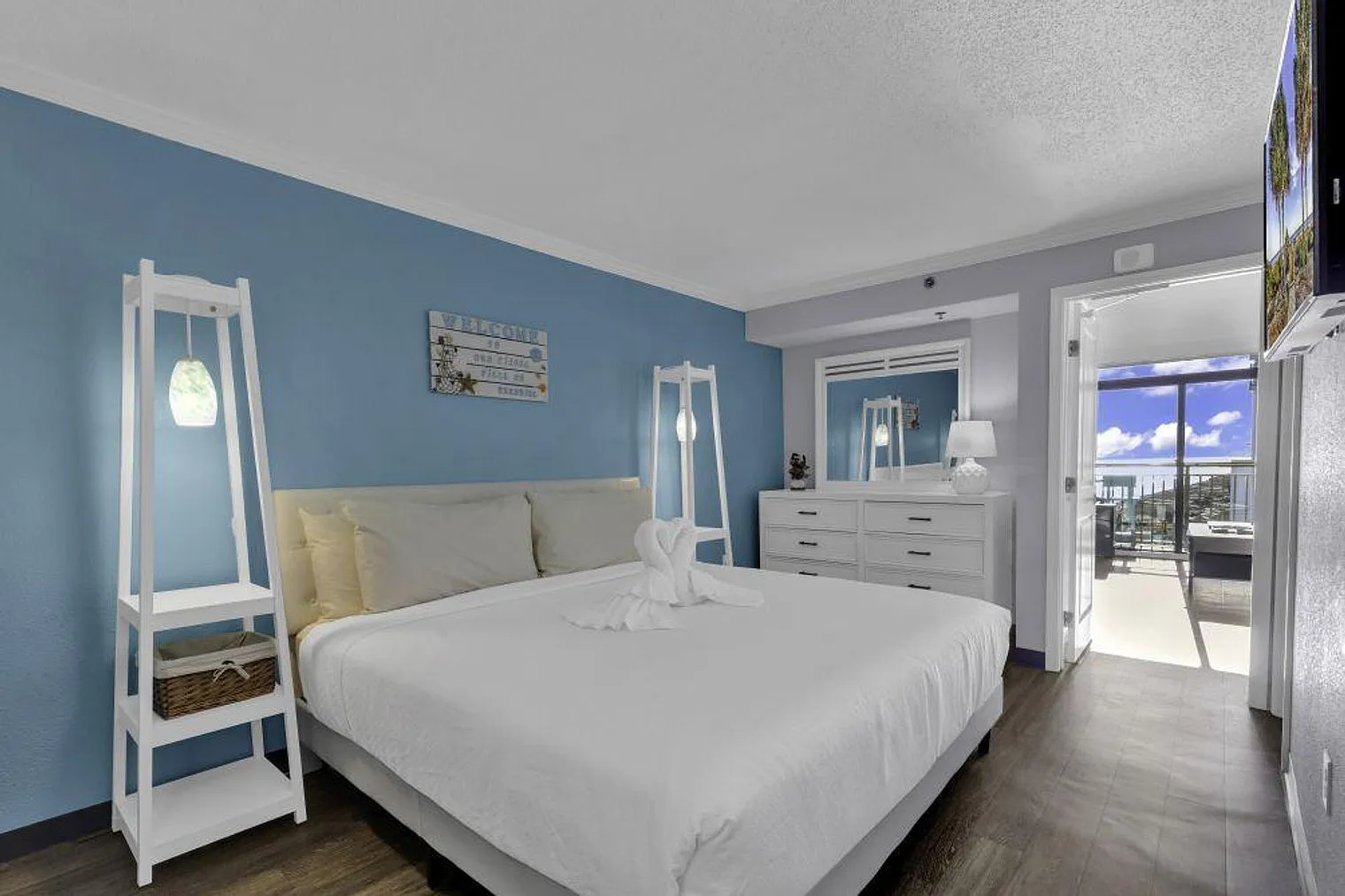 1 bed, 1.0 bath, 592 sqft, $2,772 — Photo 4