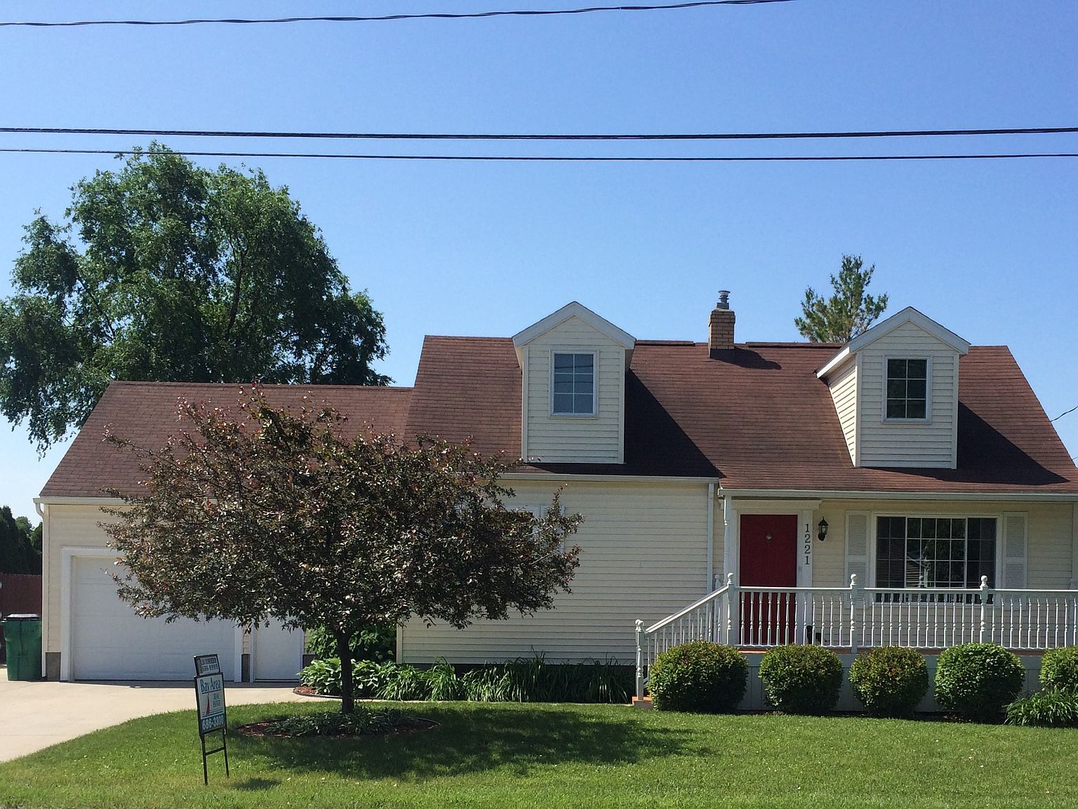 1221 W Hampton Rd, Essexville, MI 48732 Zillow