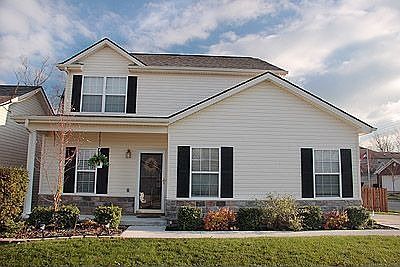 1st image of 600 Danby Woods Dr