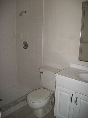 4th image of 4603 SW 8th Pl APT 1