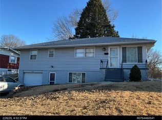 5509 Camden Ave, Omaha, NE 68104