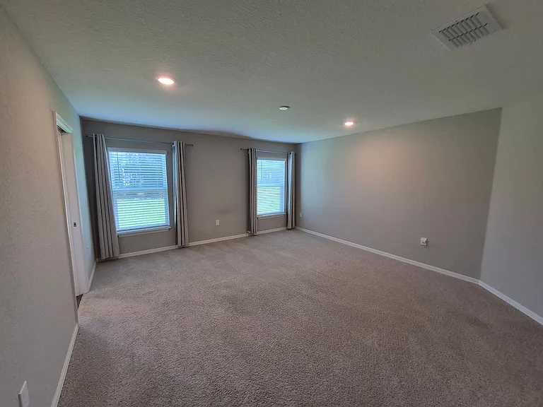 615 Bentley North Dr — Photo 15