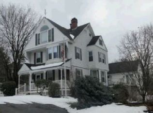 393 S Main St, Nashua, NH 03060