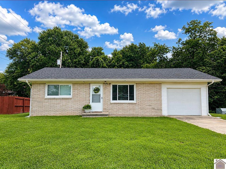 1st image of 38 Orchard Dr