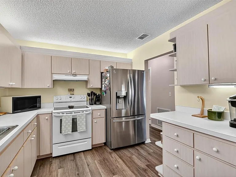 17551 SE 96th Ct — Photo 15
