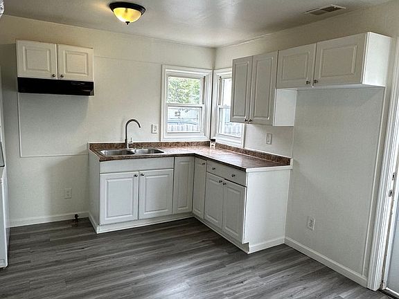 3rd image of 8731 Paige Ave