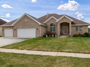 6594 Deer Isle Dr, Cherry Valley, IL 61016