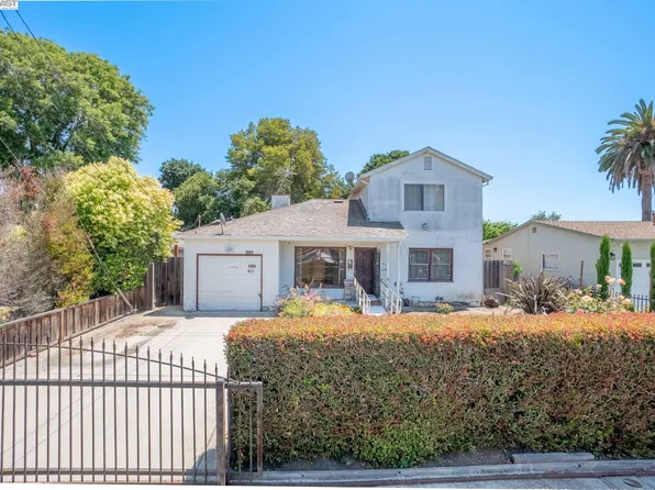 1004 Bradley Way, East Palo Alto, CA 94303