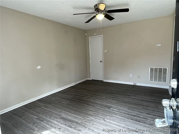 3rd image of 4956 Fieldcrest Dr #B