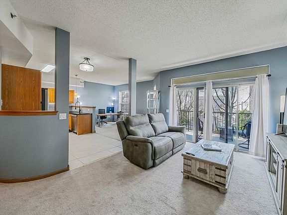 2nd image of 3135 Town Square Dr Unit 104
