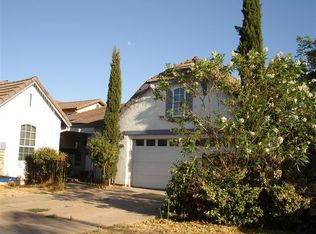2696 Buckingham Ave, Clovis, CA 93611