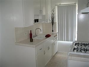 4th image of 3399 Bennett Dr APT 23