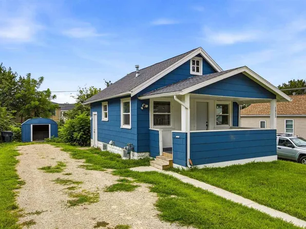 1311 K Ave NE, Cedar Rapids, IA 52402