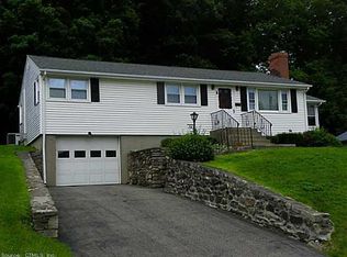 76 Maloney Ct, Winsted, CT 06098