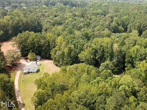 992 Holland Rd, Powder Springs, GA 30127
