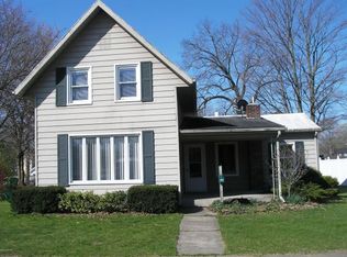 440 Canaris St, Constantine, MI 49042