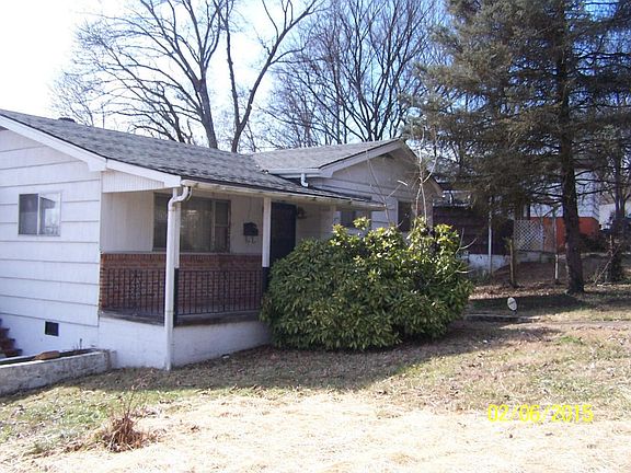 2nd image of 306 Richmond Ave