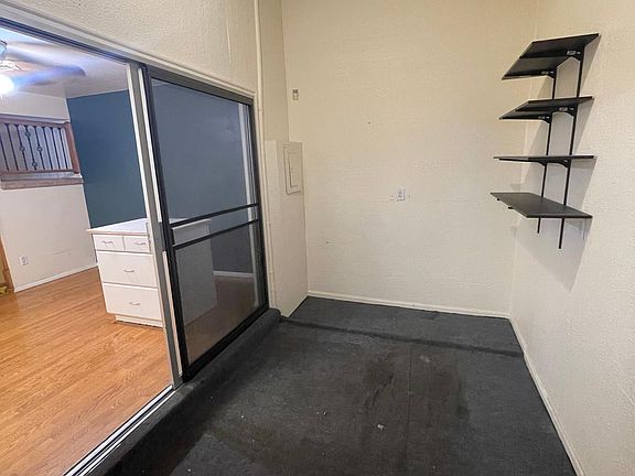 Mudroom or Home Office area (Bonus Room)