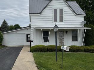 207 4th St, Mineral Point, WI 53565