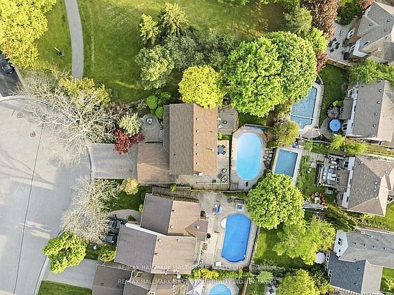 5th image of 14 Ormandy Ct