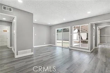 3 bed, 1422 sqft, $4,500 — Photo 4