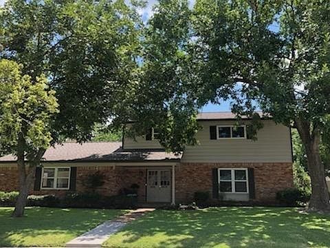 2nd image of 3404 Jacquelyn Dr