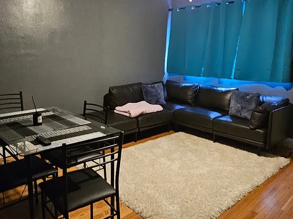 7602 Pennsylvania Ave, Saint Louis, MO 63111