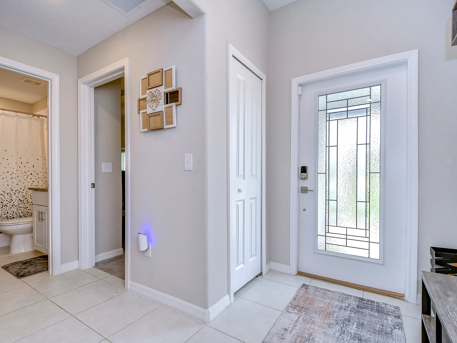 North Park Isle SFH — Photo 2