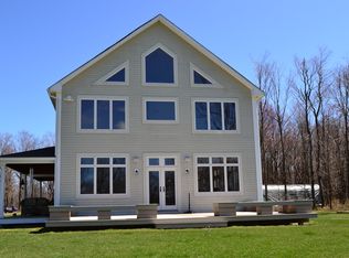 76 Middle Rd STOP 5, Austerlitz, NY 12017