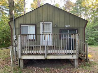 31395 W 2nd St, Paradise, MI 49768