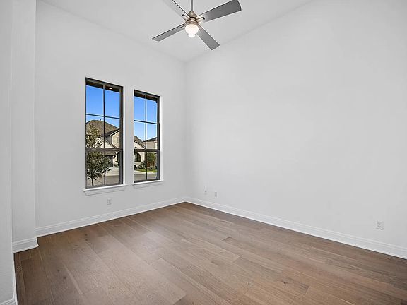 Sumlin D Home office