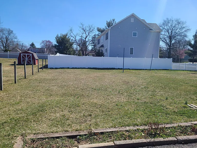 30 Bartha Ave #30 — Photo 8