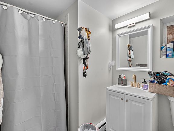3rd image of 509 Market St #3